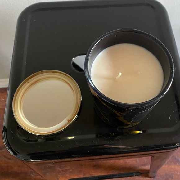 Eucalyptus & Holly candle - Picture 3 of 7